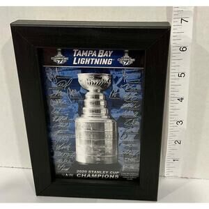 Tampa Bay Lightning 2020 Stanley Cup Champions Facsimile Signatures LE